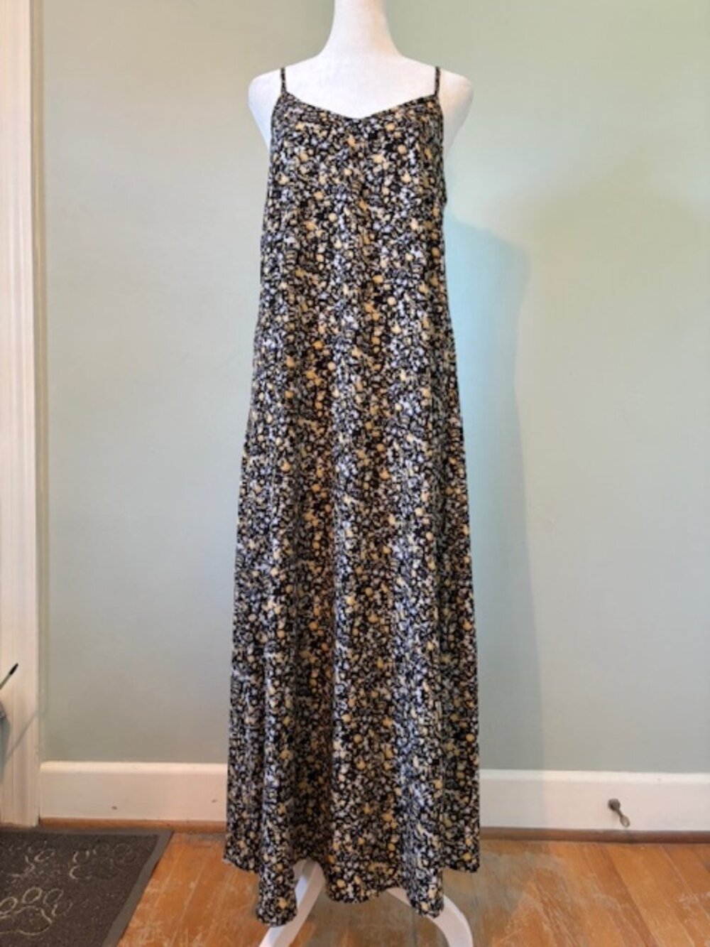 Natural Life Gracie Boho Ditsy Floral Sleeveless Slip Maxi Dress Size Small